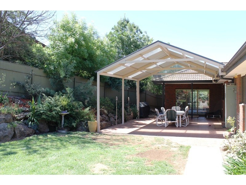 27 BARTON STREET, Wodonga VIC 3690