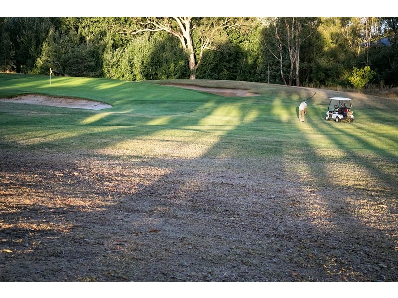 8 CROMER FAIRWAY, Wodonga VIC 3690