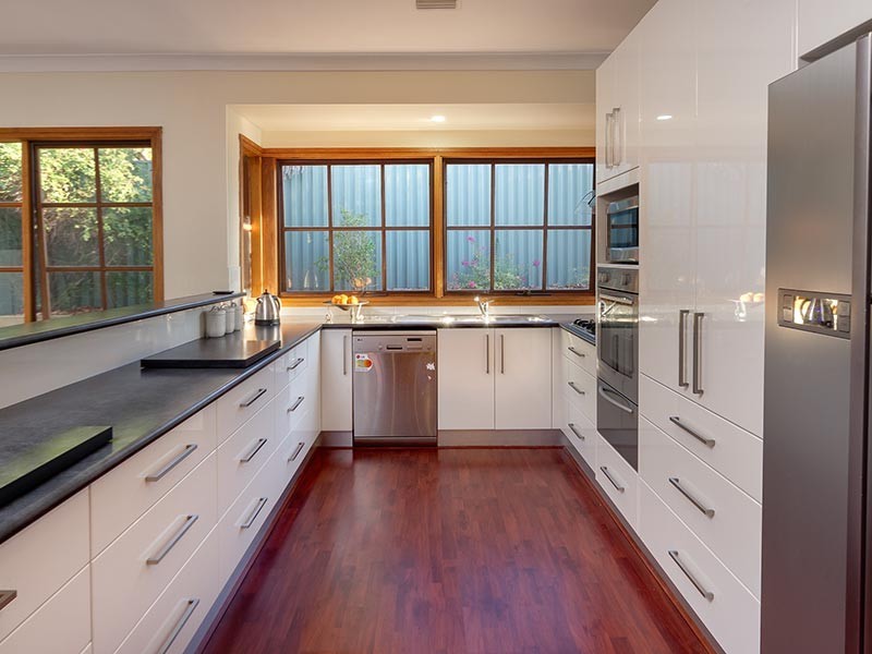 13 McCULLOCH CRESCENT, Wodonga VIC 3690