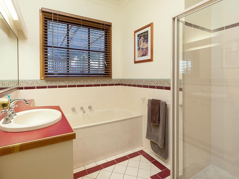 13 McCULLOCH CRESCENT, Wodonga VIC 3690