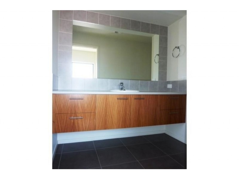 56 BALLARA DRIVE, Wodonga VIC 3690