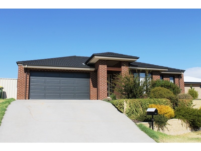 23 BREMER AVENUE, Wodonga VIC 3690