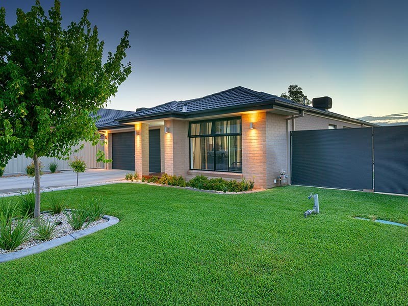 3 LAUREN PLACE, Wodonga VIC 3690