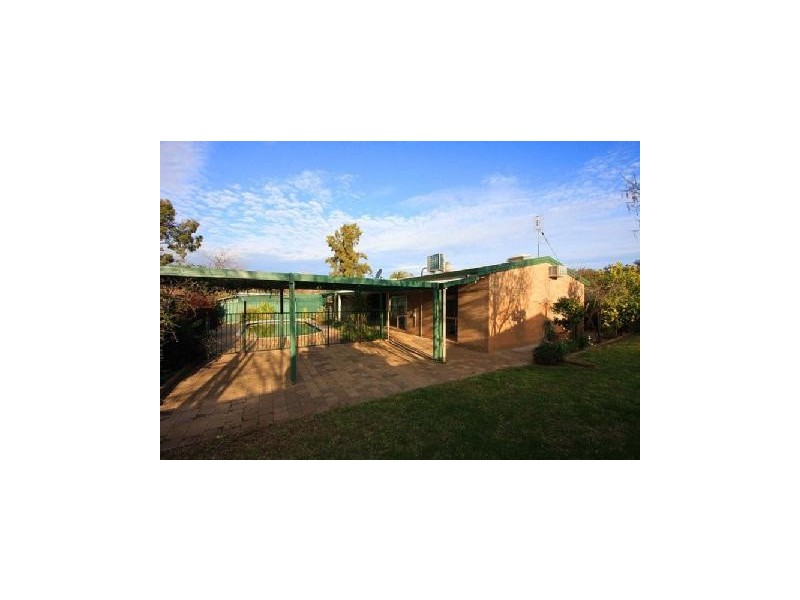 7 CHIFLEY STREET, Wodonga VIC 3690