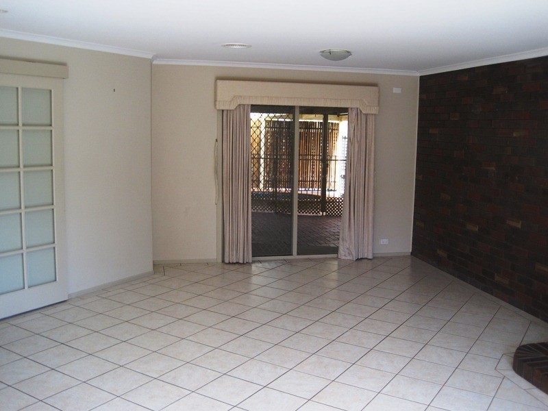 14 STAPLETON COURT, Wodonga VIC 3690