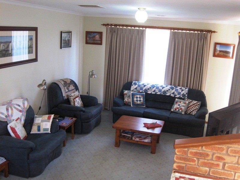 6 HERON COURT, Wodonga VIC 3690