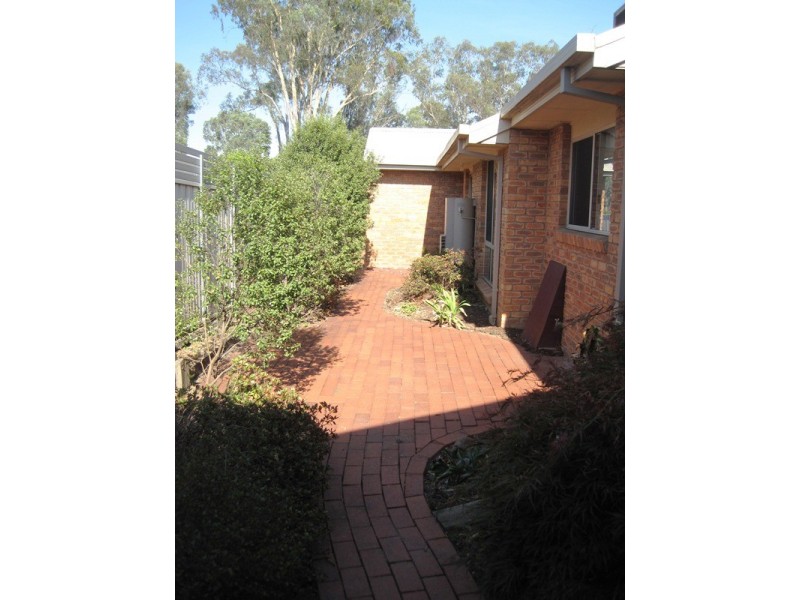 6 HERON COURT, Wodonga VIC 3690