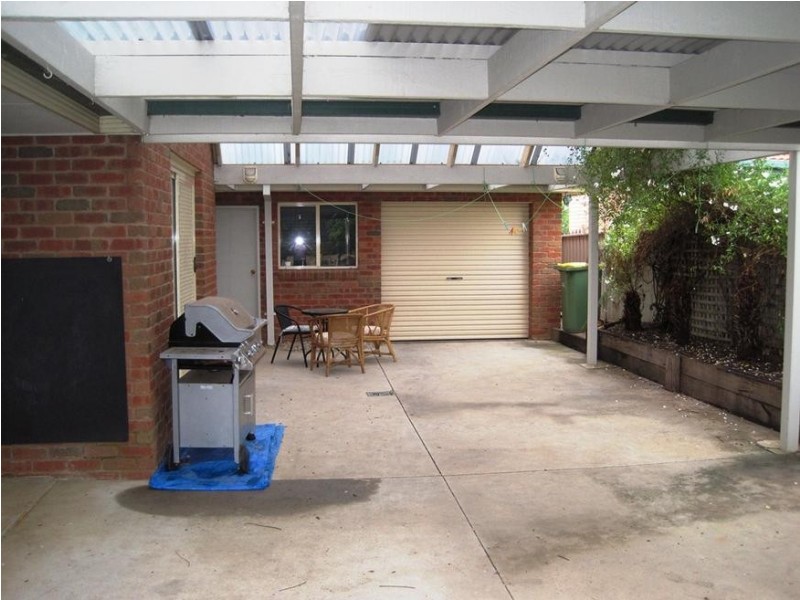 53 KINGFISHER DRIVE, Wodonga VIC 3690