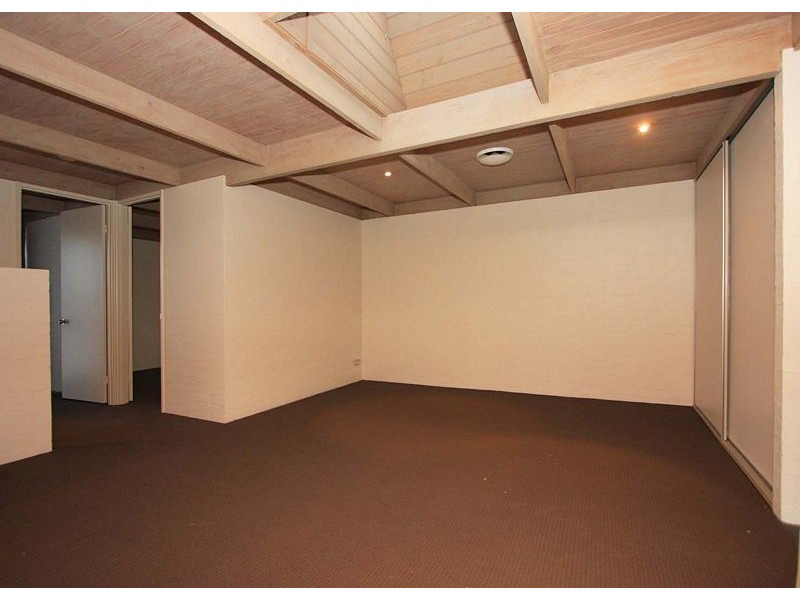 7 CHIFLEY STREET, Wodonga VIC 3690