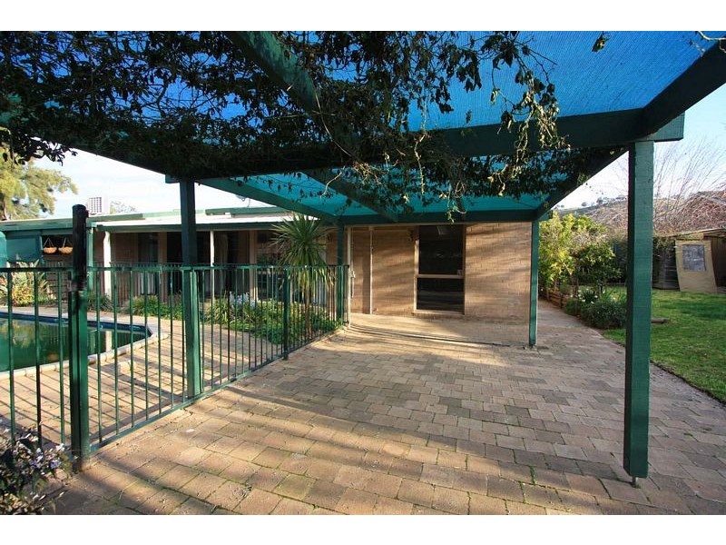 7 CHIFLEY STREET, Wodonga VIC 3690