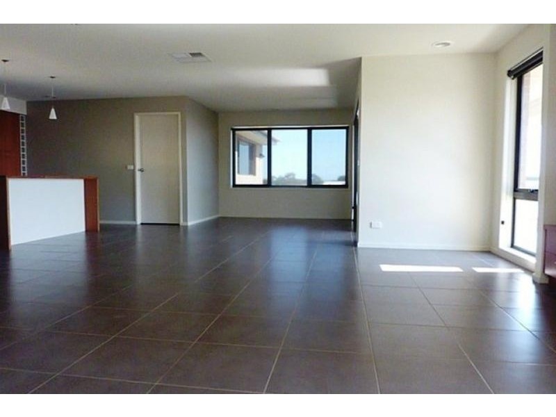 56 BALLARA DRIVE, Wodonga VIC 3690