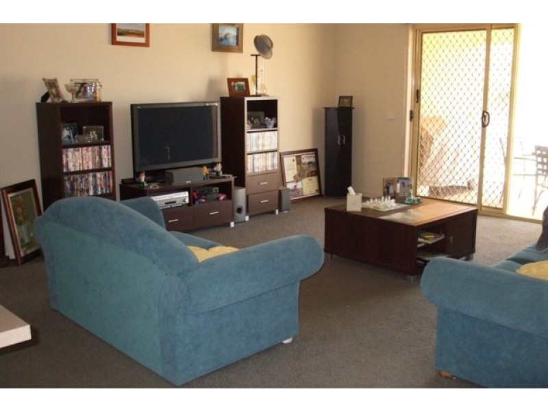 85 YARRALUMLA DRIVE, Wodonga VIC 3690
