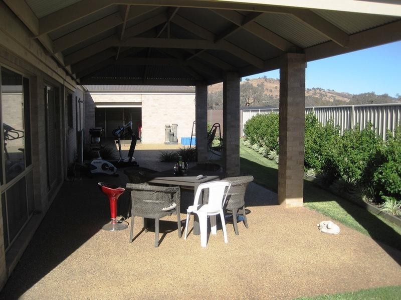 29 BREMER AVENUE, Wodonga VIC 3690