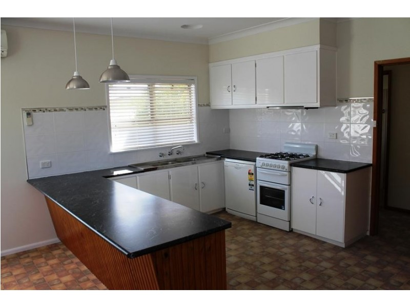 15 KELLY STREET, Wodonga VIC 3690