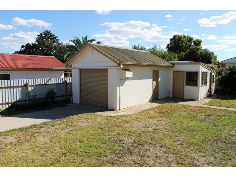 15 KELLY STREET, Wodonga VIC 3690