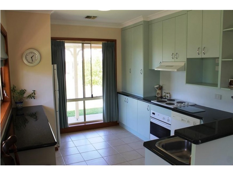 2 SERVICE COURT, Wodonga VIC 3690