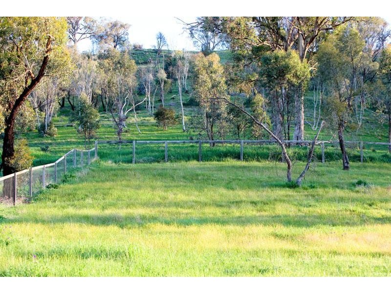 4 BOWEN PLACE, Wodonga VIC 3690