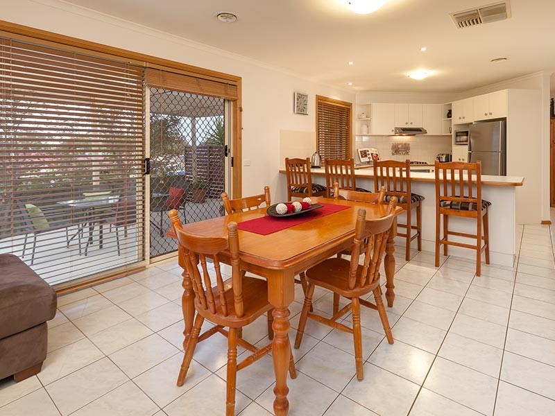 16 PARK LANE, Wodonga VIC 3690