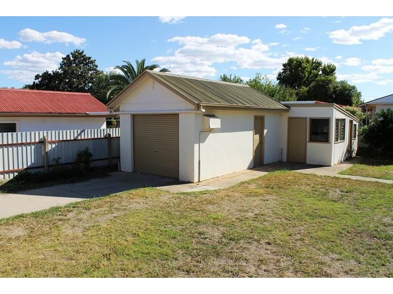 15 KELLY STREET, Wodonga VIC 3690
