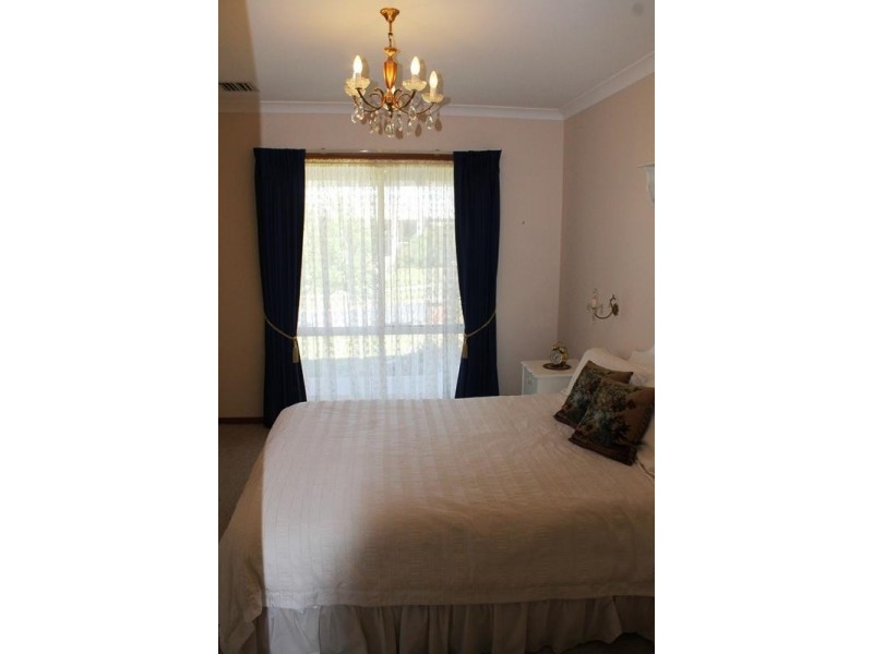 2 SERVICE COURT, Wodonga VIC 3690