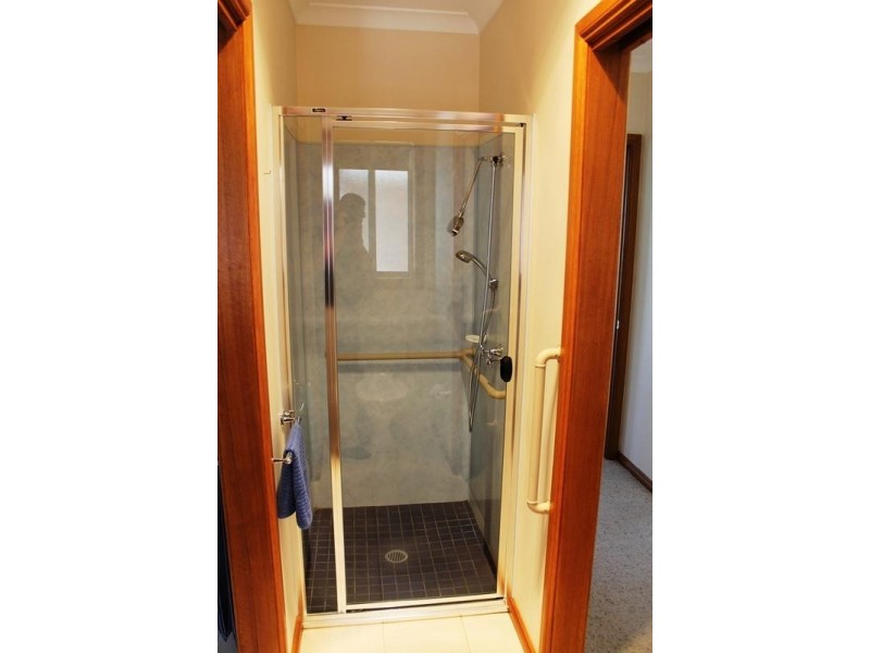 2 SERVICE COURT, Wodonga VIC 3690