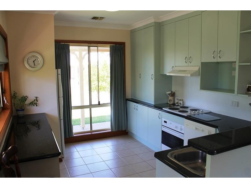 2 SERVICE COURT, Wodonga VIC 3690