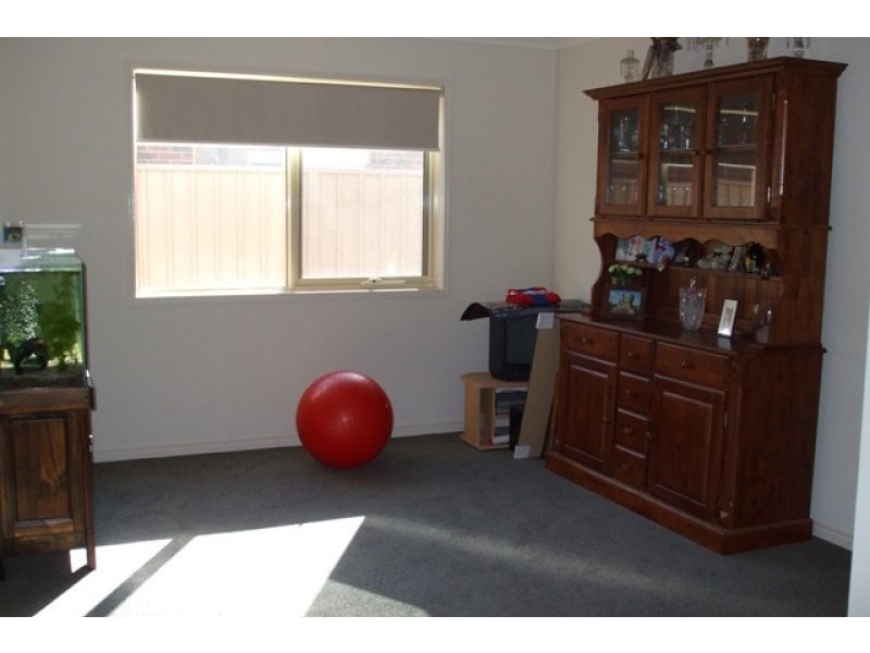 85 YARRALUMLA DRIVE, Wodonga VIC 3690