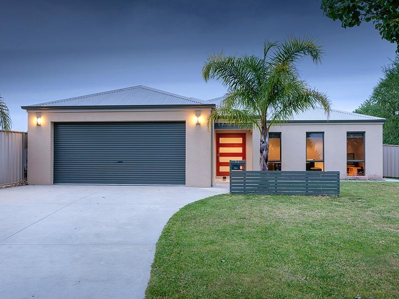 16 HEMLOCK COURT, Baranduda VIC 3691