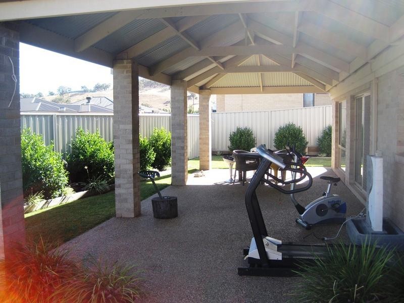 29 BREMER AVENUE, Wodonga VIC 3690