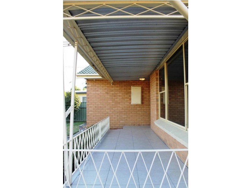 16 MELROSE DRIVE, Wodonga VIC 3690