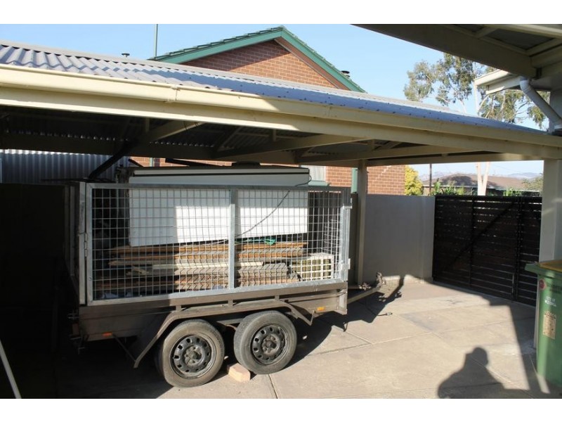 16 MELROSE DRIVE, Wodonga VIC 3690