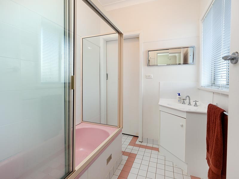 1/52 MAYFAIR DRIVE, Wodonga VIC 3690