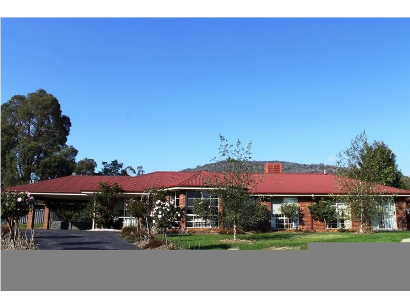 10 LUTZEN CLOSE, Baranduda VIC 3691