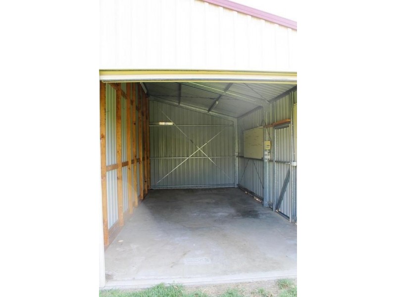 1 PATERSON AVENUE, Baranduda VIC 3691