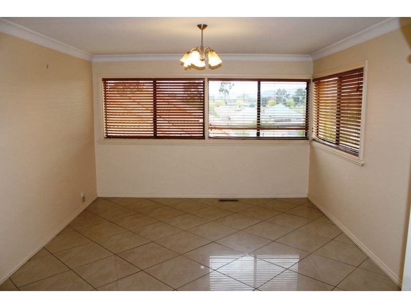 1/332 BORELLA ROAD, Albury NSW 2640