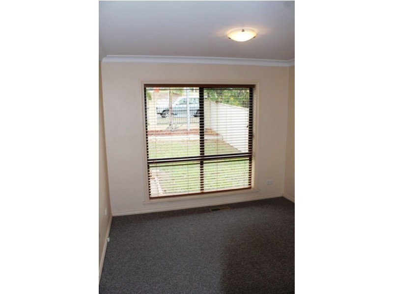 1/332 BORELLA ROAD, Albury NSW 2640