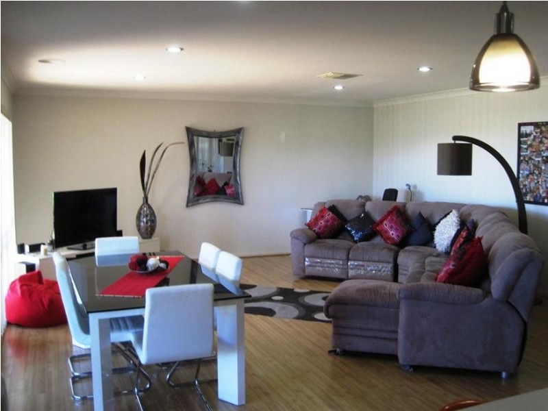 29 BREMER AVENUE, Wodonga VIC 3690