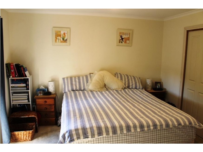 10 LUTZEN CLOSE, Baranduda VIC 3691