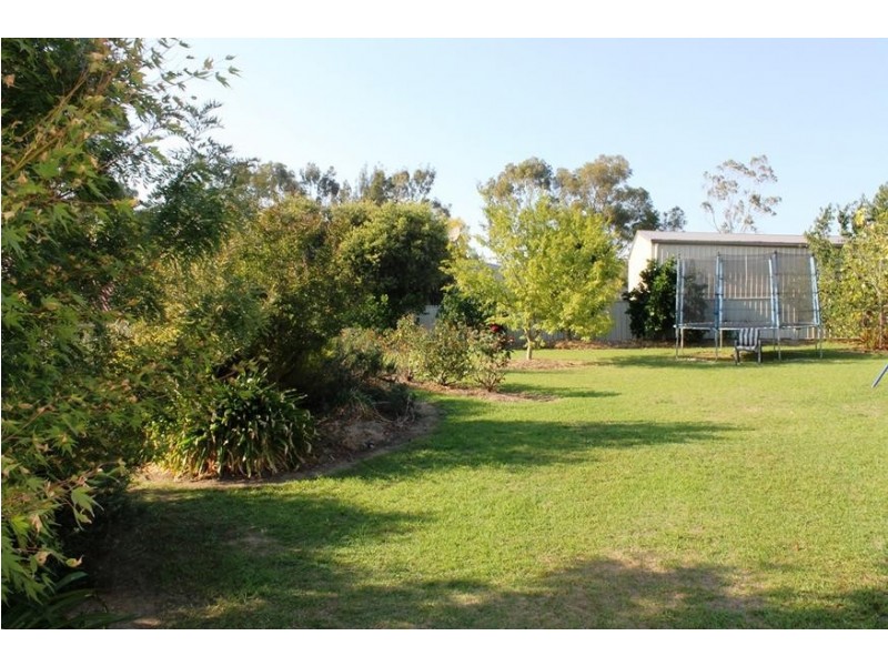 10 LUTZEN CLOSE, Baranduda VIC 3691