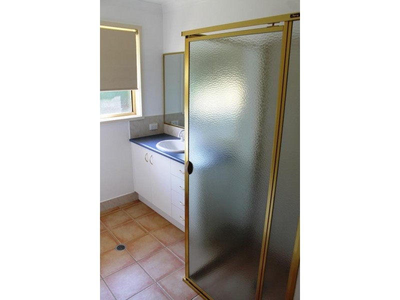 1 PATERSON AVENUE, Baranduda VIC 3691