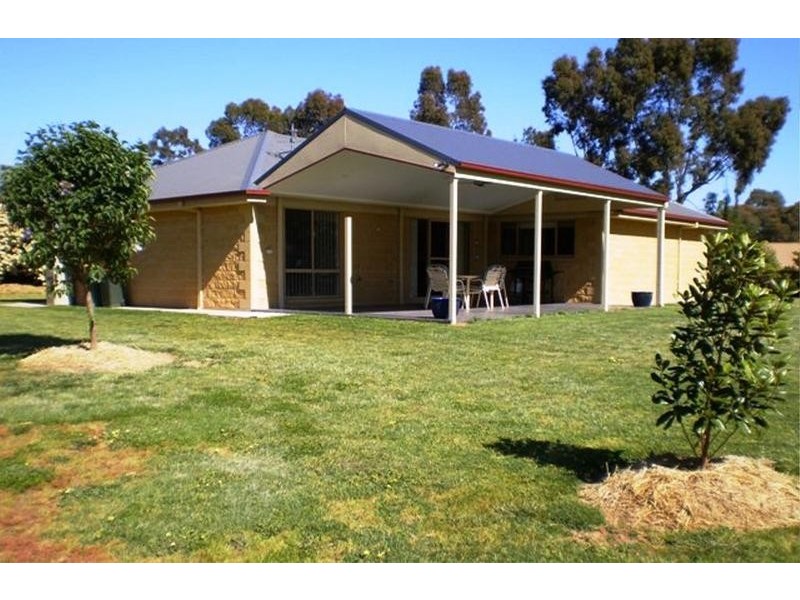 1 PATERSON AVENUE, Baranduda VIC 3691