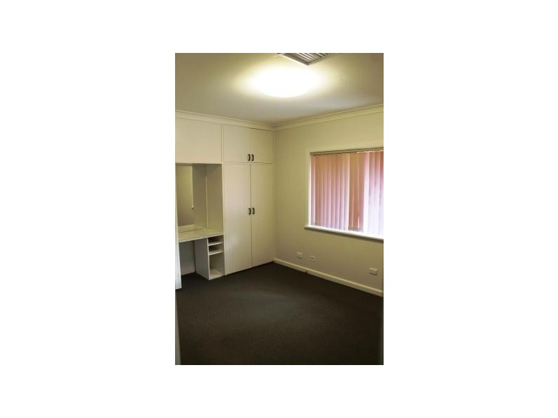 937 WAUGH ROAD, Albury NSW 2640