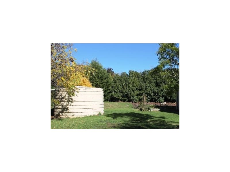 1 PATERSON AVENUE, Baranduda VIC 3691