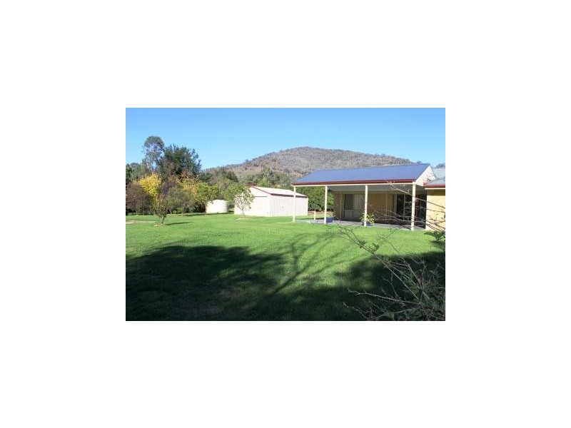 1 PATERSON AVENUE, Baranduda VIC 3691