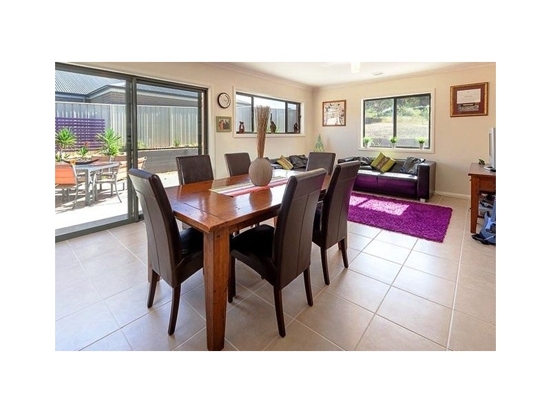 1 INNISBROOK AVENUE, Wodonga VIC 3690