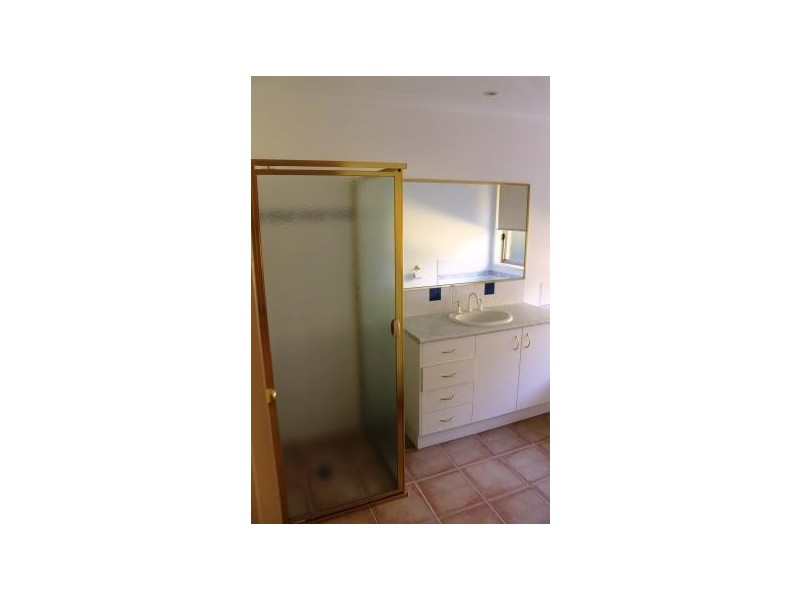 1 PATERSON AVENUE, Baranduda VIC 3691