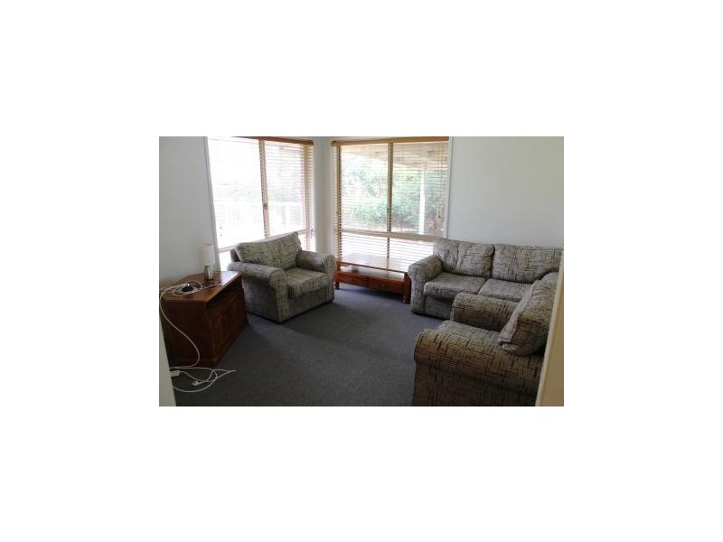 5 SUNDEW COURT, Thurgoona NSW 2640