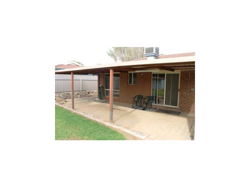 5 SUNDEW COURT, Thurgoona NSW 2640