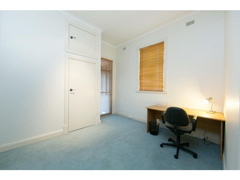 606B DEAN STREET, Albury NSW 2640