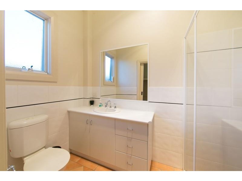 606B DEAN STREET, Albury NSW 2640